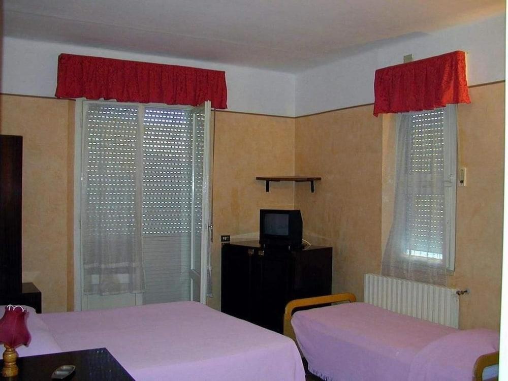 ريميني Hotel Residence Maria Grazia المظهر الخارجي الصورة